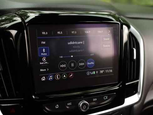 Used 2023 Chevrolet Traverse High Country w/ LPO, Floor Liner Package AWD/4WD image 12