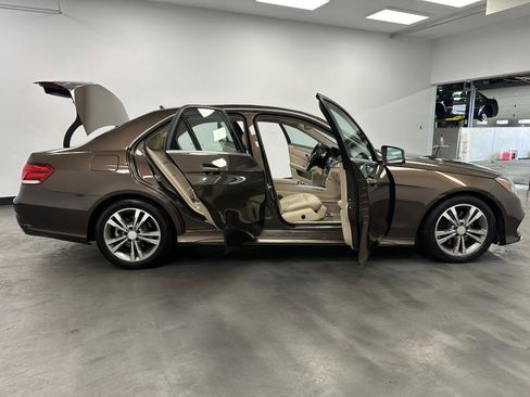 Used 2014 Mercedes-Benz E 350 4MATIC Sedan image 25