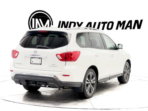 Used 2019 Nissan Pathfinder Platinum w/ Cargo Package image 4