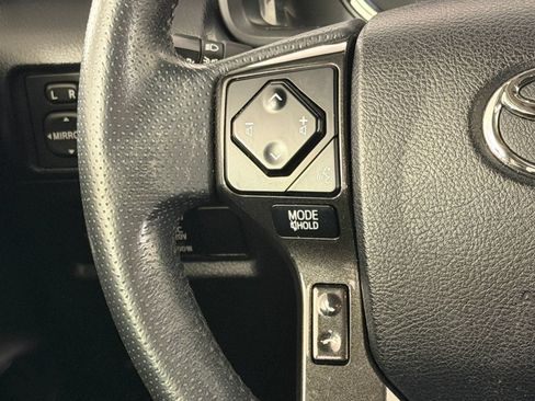 Used 2021 Toyota 4Runner TRD Off-Road AWD/4WD image 14