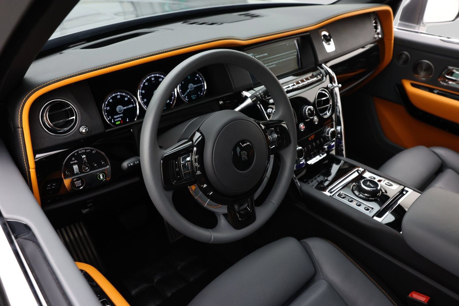 Certified 2023 Rolls-Royce Cullinan w/ Cullinan Package AWD/4WD image 42