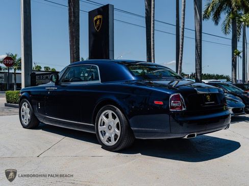Used 2010 Rolls-Royce Phantom Coupe RWD image 3
