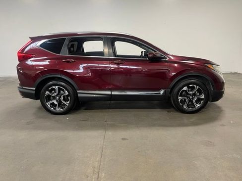 Used 2017 Honda CR-V Touring image 2
