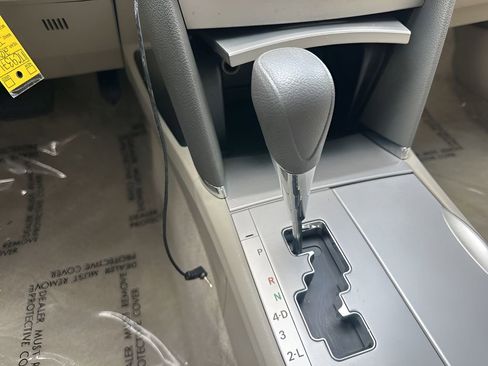 Used 2009 Toyota Camry LE image 14