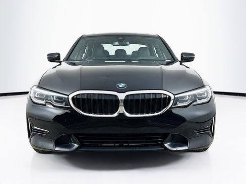 Used 2019 BMW 330i Sedan RWD image 2