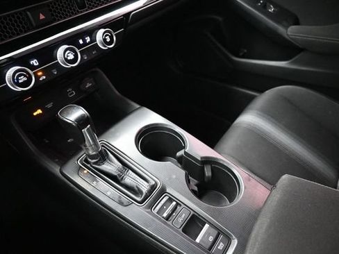 Used 2022 Honda Civic Sport image 11