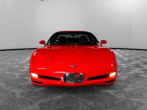 Used 1998 Chevrolet Corvette Coupe w/ Roof Pkg image 2