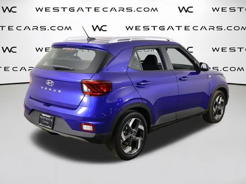 Used 2025 Hyundai Venue SEL FWD image 39