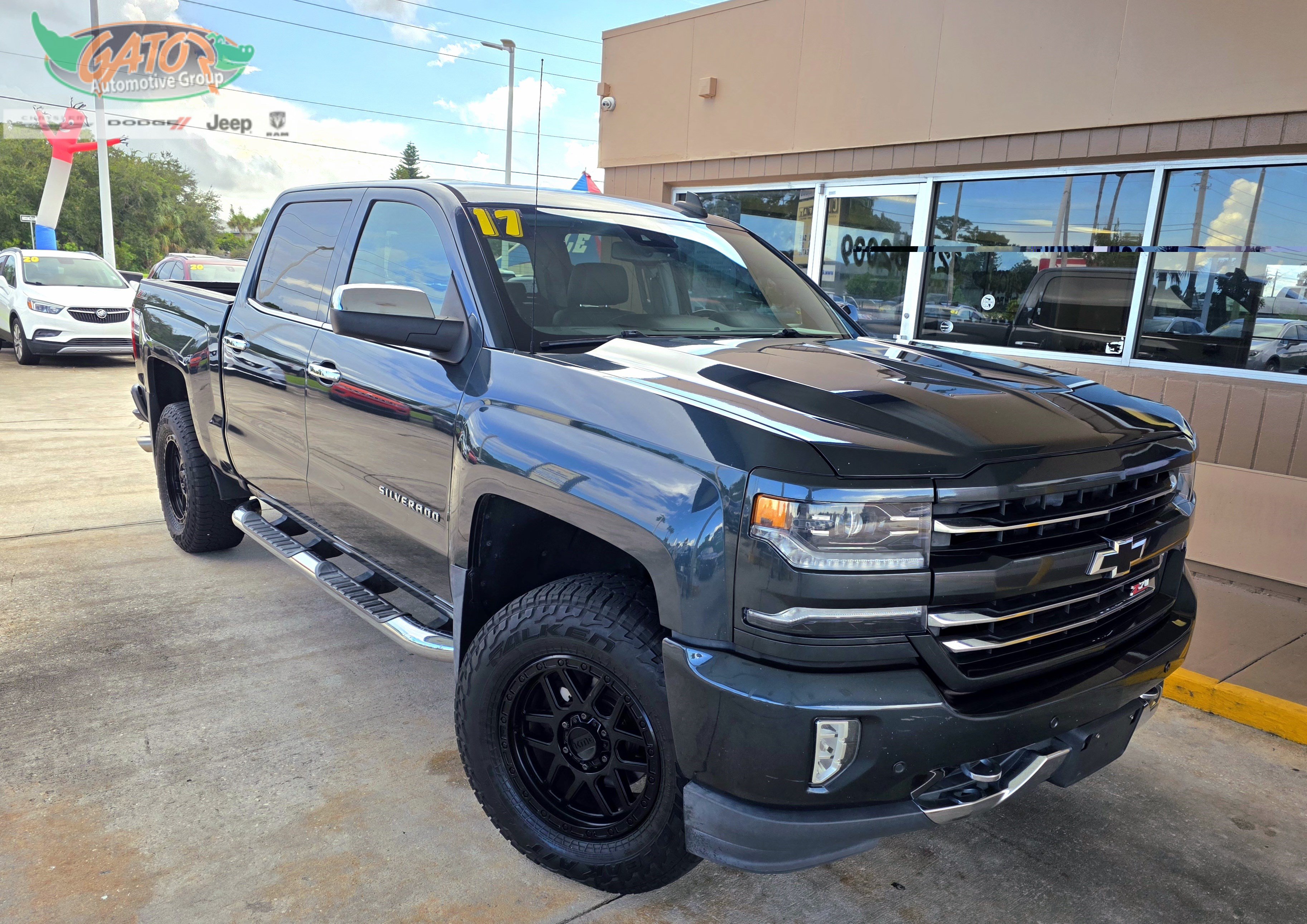 Used 2017 Chevrolet Silverado 1500 LTZ Z71 w/ LTZ Plus Package AWD/4WD image 1