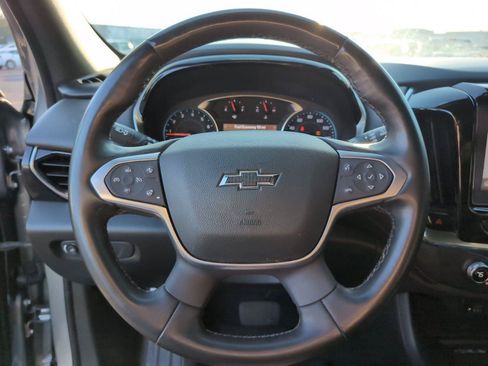 Used 2023 Chevrolet Traverse RS FWD image 27