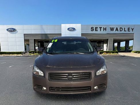 Used 2014 Nissan Maxima 3.5 SV image 2