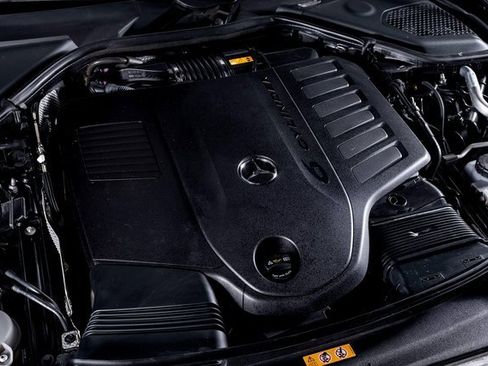 Used 2024 Mercedes-Benz E 450 4MATIC All-Terrain Wagon image 11