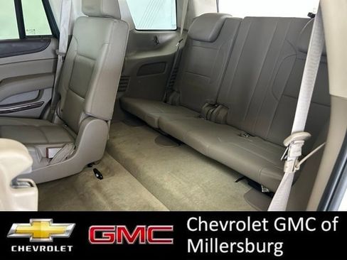 Used 2015 GMC Yukon SLT AWD/4WD image 28