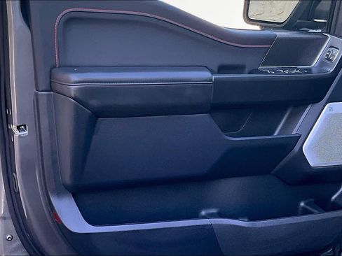 Used 2025 Ford F150 Raptor AWD/4WD image 22