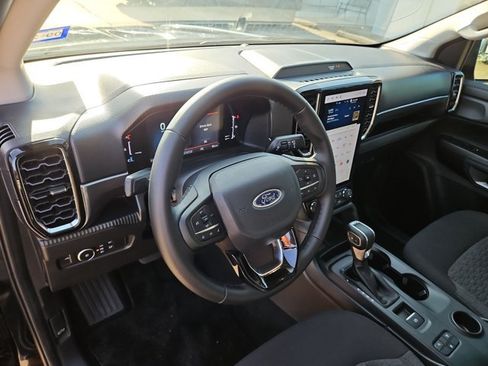 Used 2025 Ford Ranger XLT w/ Equipment Group 301A High RWD image 10