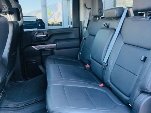 Used 2022 Chevrolet Silverado 3500 LTZ w/ Gooseneck/5TH Wheel Package image 13