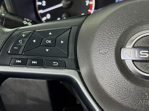 Used 2023 Nissan Altima 2.5 SV FWD image 13