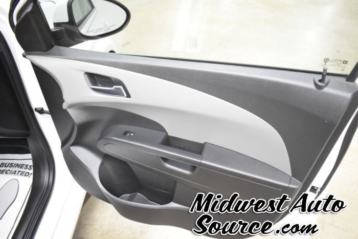 Used 2015 Chevrolet Sonic LT FWD image 29