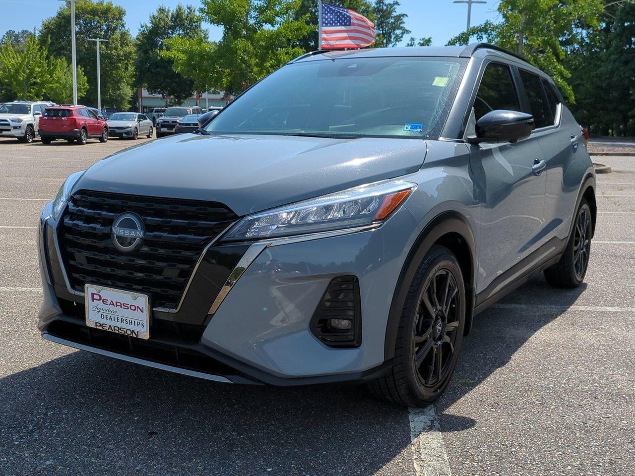 Used 2023 Nissan Kicks SR FWD image 8