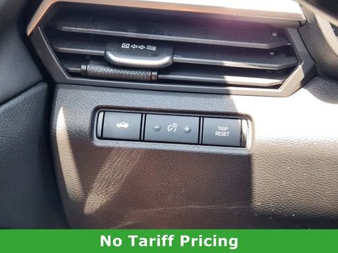 Used 2024 Nissan Altima 2.5 SR FWD image 22