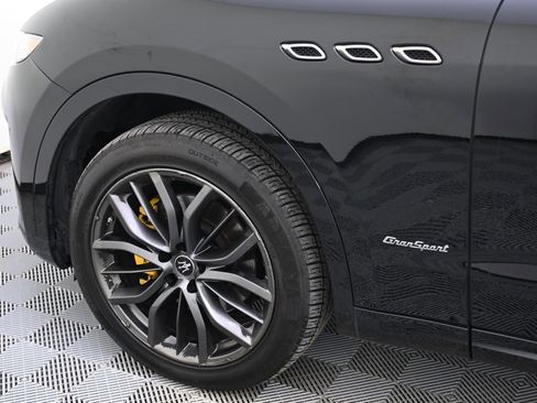Used 2021 Maserati Levante GranSport image 20