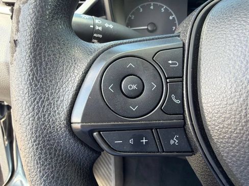Used 2024 Toyota Corolla LE FWD image 18