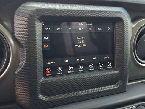 Used 2023 Jeep Gladiator Sport image 12