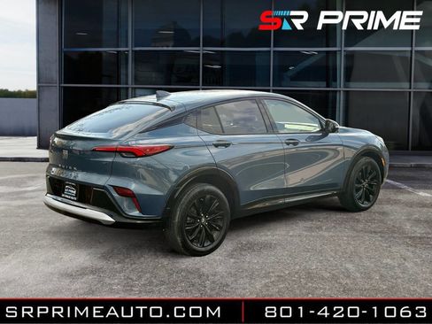 Used 2024 Buick Envista Sport Touring w/ Convenience I Package image 3