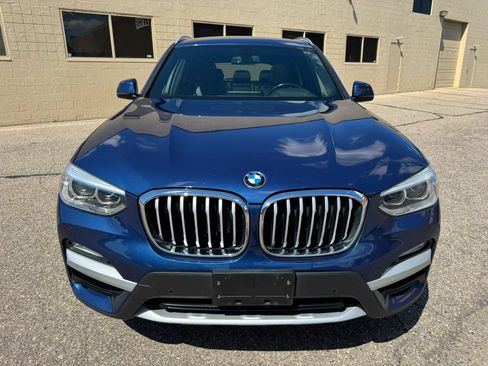 Used 2018 BMW X3 xDrive30i w/ Premium Package AWD/4WD image 2
