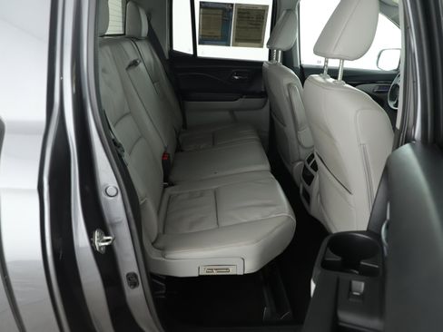 Used 2018 Honda Ridgeline RTL-E image 18