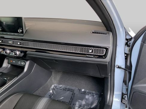 Used 2023 Honda Civic Sport image 19