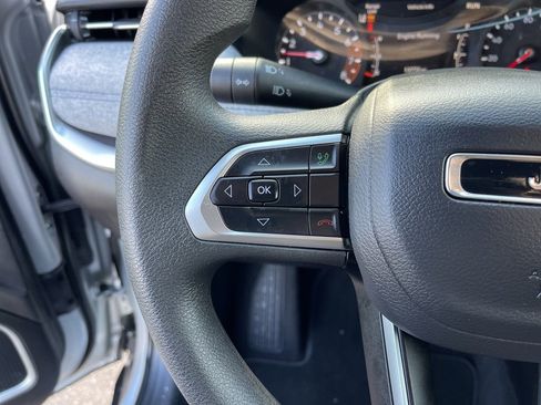 Certified 2024 Jeep Compass Sport image 17