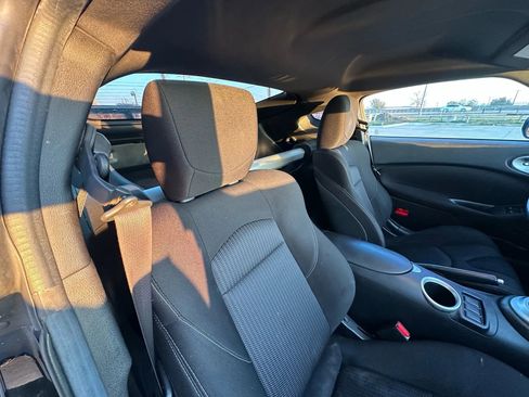 Used 2015 Nissan 370Z Coupe image 14