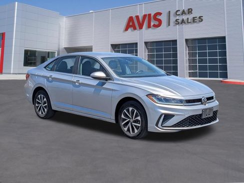 Used 2025 Volkswagen Jetta S FWD image 3