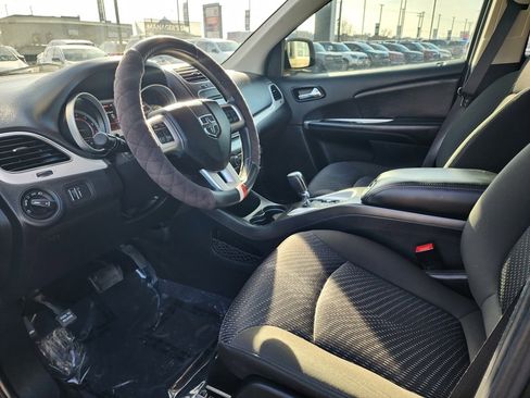 Used 2019 Dodge Journey SE w/ Connectivity Group image 9