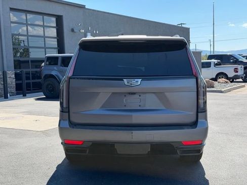 Used 2024 Cadillac Escalade Sport Platinum w/ LPO, Floor Liner Package AWD/4WD image 4