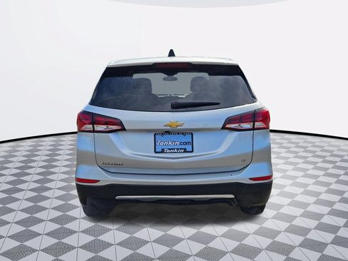 Used 2022 Chevrolet Equinox LT w/ Driver Convenience Package FWD image 5