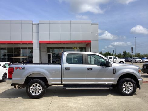 Used 2021 Ford F250 XL w/ STX Appearance Package AWD/4WD image 7