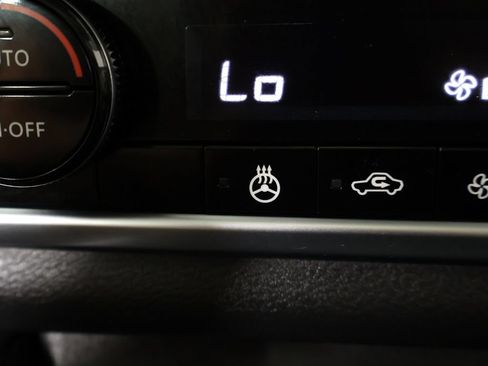 Used 2023 Nissan Rogue SV w/ SV Premium B Package AWD/4WD image 50