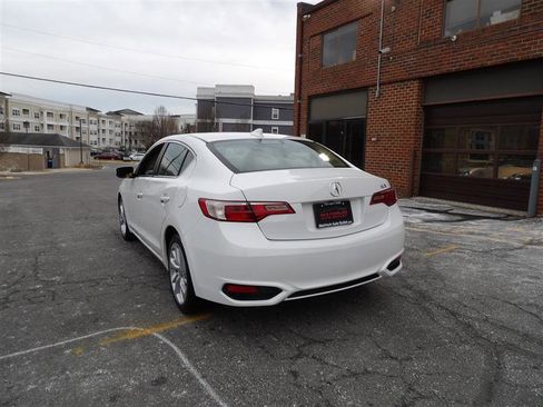 Used 2018 Acura ILX image 5