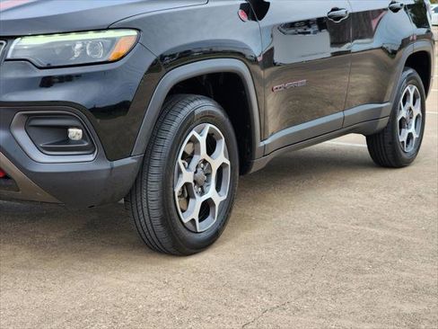 Certified 2022 Jeep Compass Trailhawk w/ Trailhawk Elite Group AWD/4WD image 12