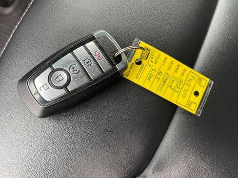 Used 2023 Ford Explorer XLT w/ Equipment Group 202A AWD/4WD image 22
