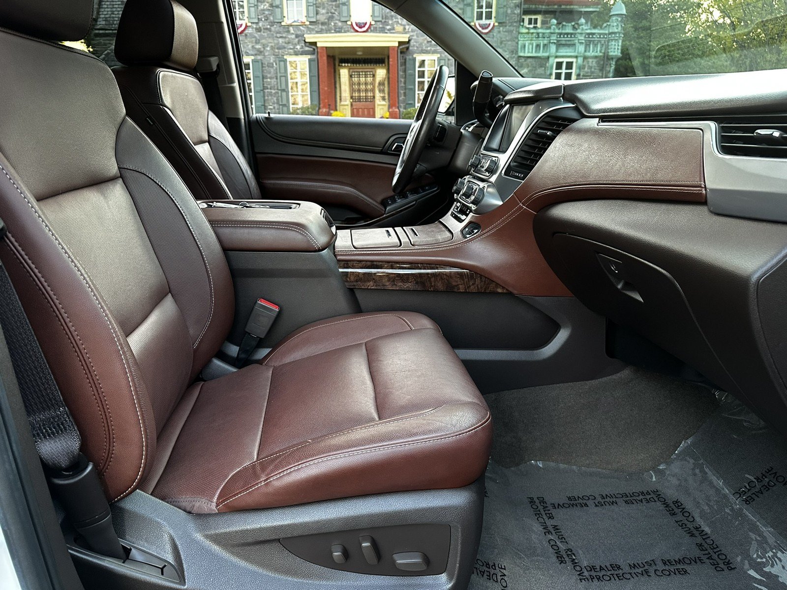 Used 2018 Chevrolet Suburban Premier AWD/4WD image 20