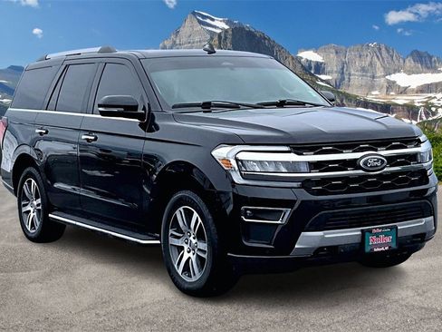Used 2022 Ford Expedition Limited image 12