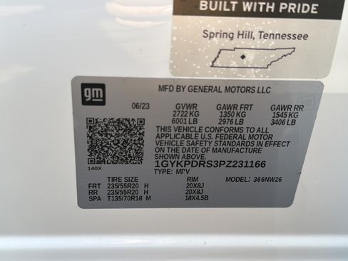 Used 2023 Cadillac XT6 Premium Luxury w/ LPO, Floor Liner Package AWD/4WD image 32