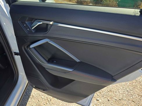 New 2025 Audi Q3 2.0T Premium Plus image 13