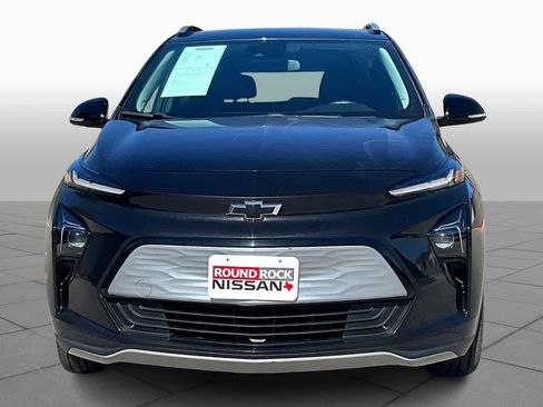 Used 2023 Chevrolet Bolt EUV LT image 3