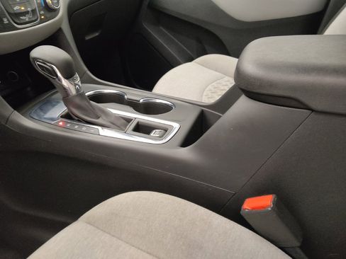 Used 2023 Chevrolet Equinox LS w/ LS Convenience Package FWD image 26