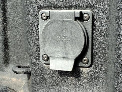 Certified 2022 Chevrolet Silverado 2500 LTZ w/ LTZ Premium Package image 13