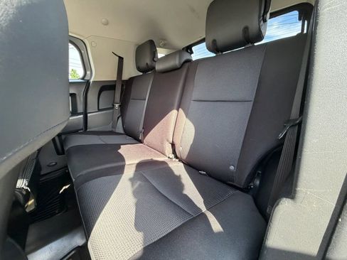 Used 2014 Toyota FJ Cruiser 4WD w/ Upgrade Package image 13